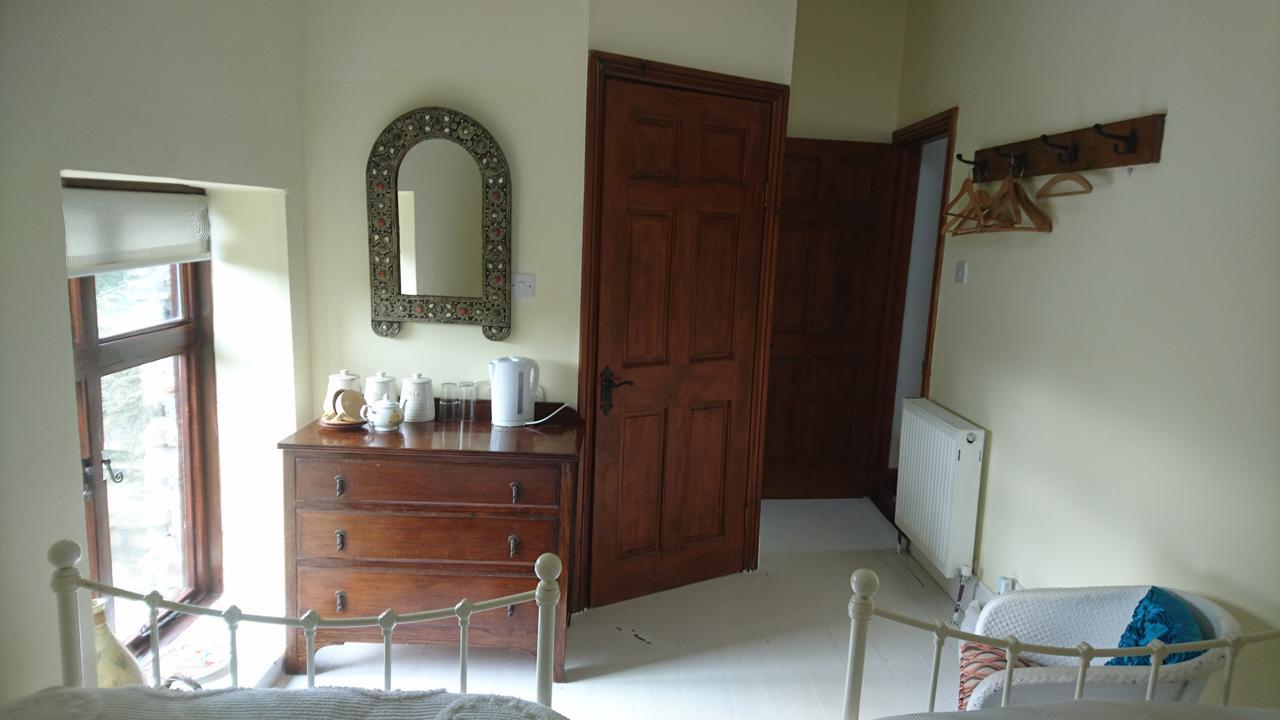 Middle Mill Bed and Breakfast Kidwelly Buitenkant foto