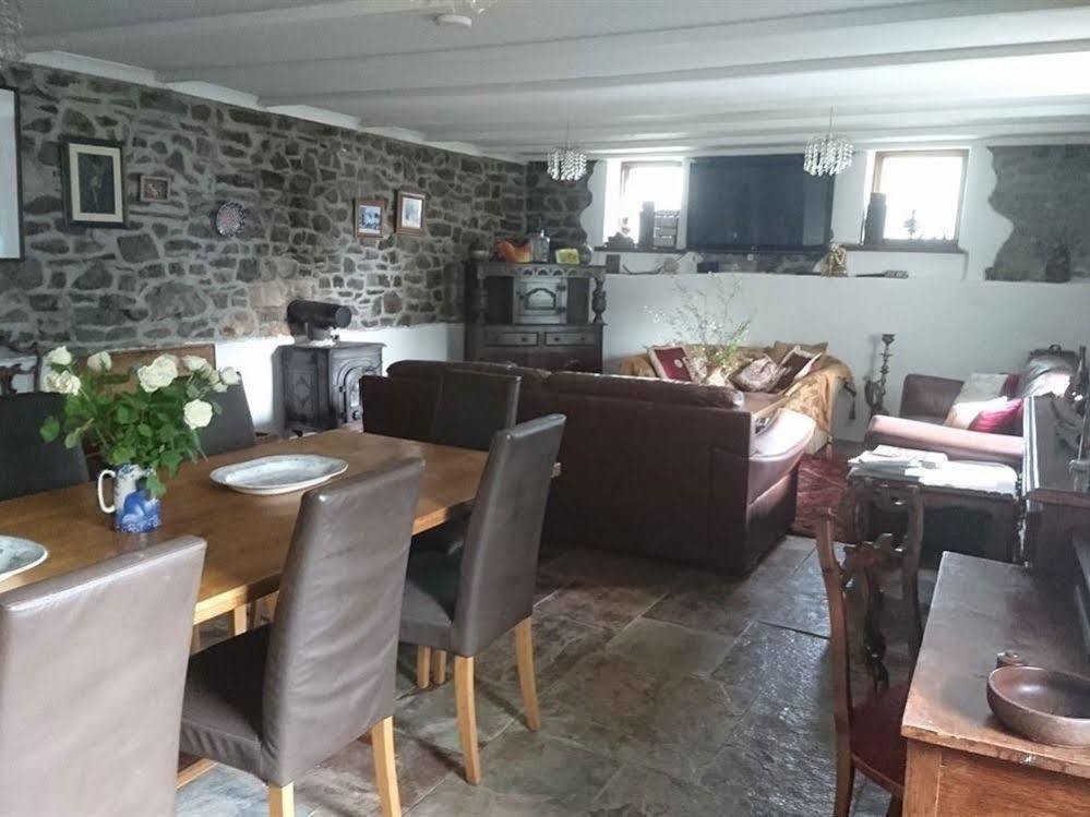 Middle Mill Bed and Breakfast Kidwelly Buitenkant foto